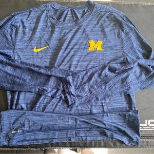 Official Michigan Wolverines LS Nike Drifit. Size Mens Large.